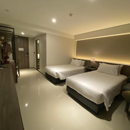 The Madera Lodge Pattaya Jomtien Beach Buitenkant foto