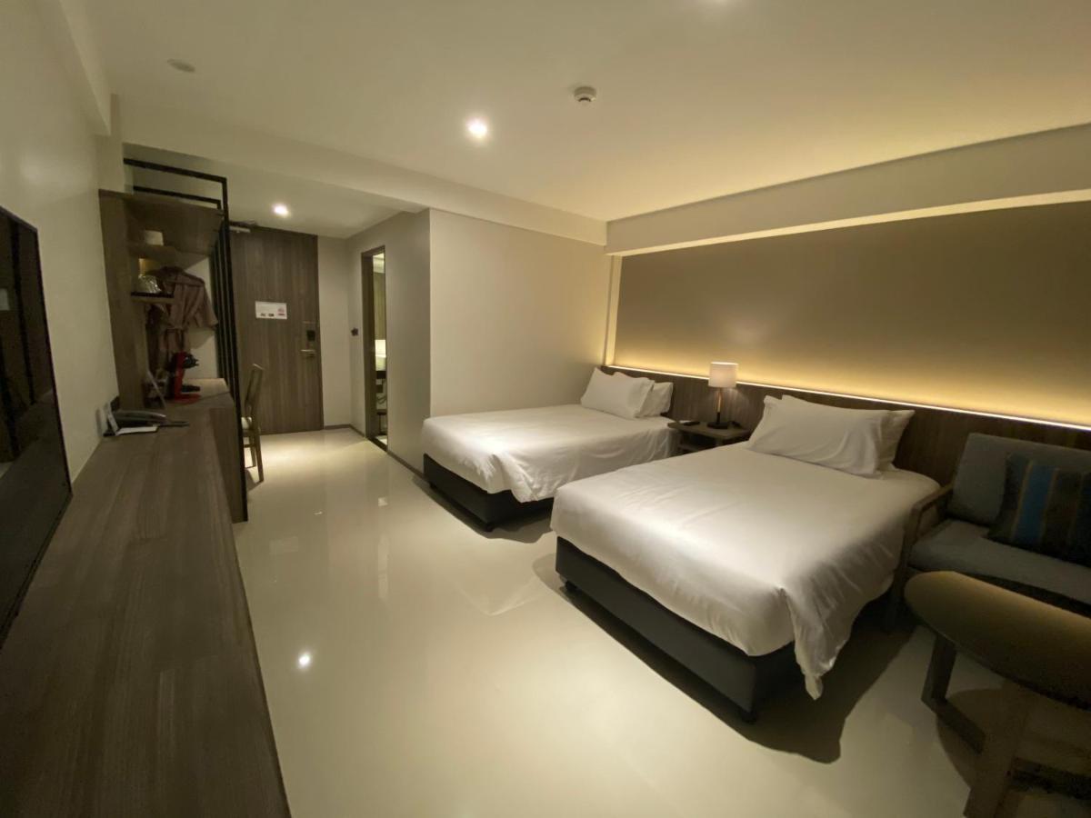 The Madera Lodge Pattaya Jomtien Beach Buitenkant foto
