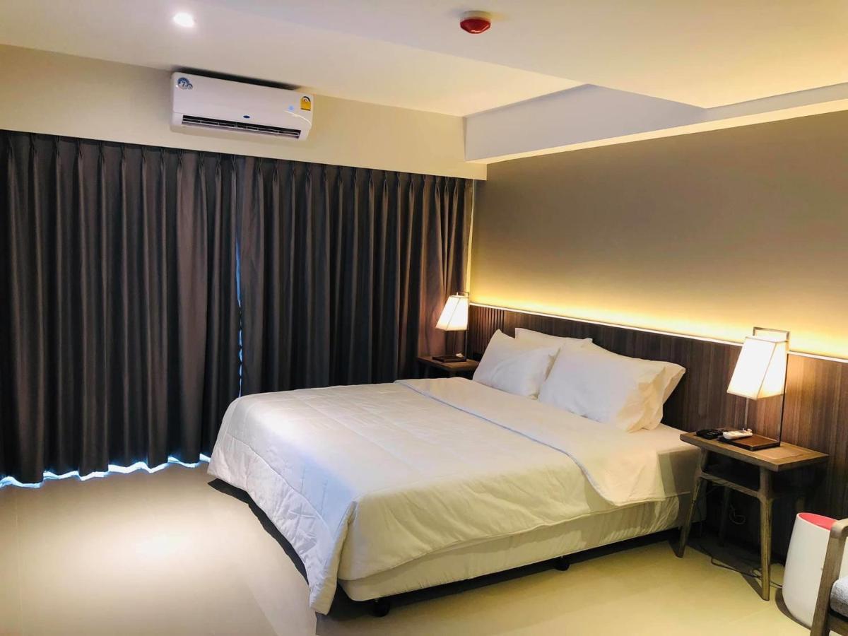 The Madera Lodge Pattaya Jomtien Beach Buitenkant foto
